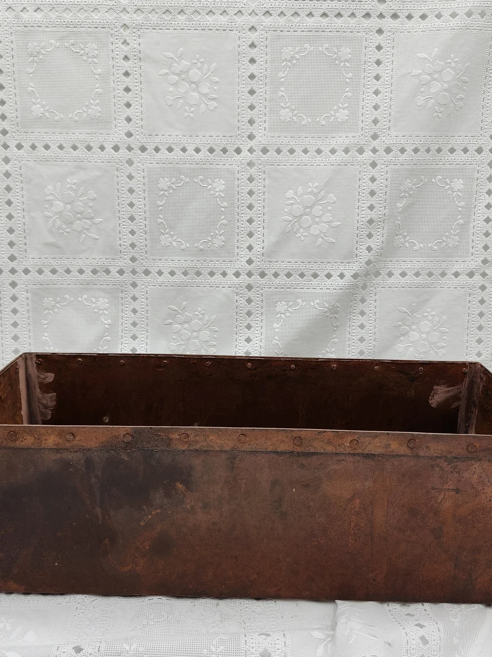 Vintage Copper rust w/ rivet Window Box rectangle Planter Jardiniere Pier 1